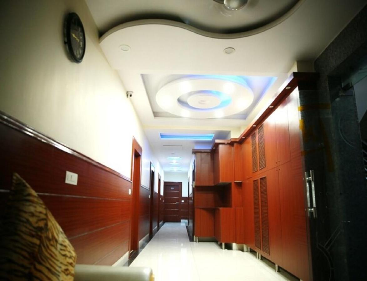 Hotel Kings, Rohtak Екстериор снимка